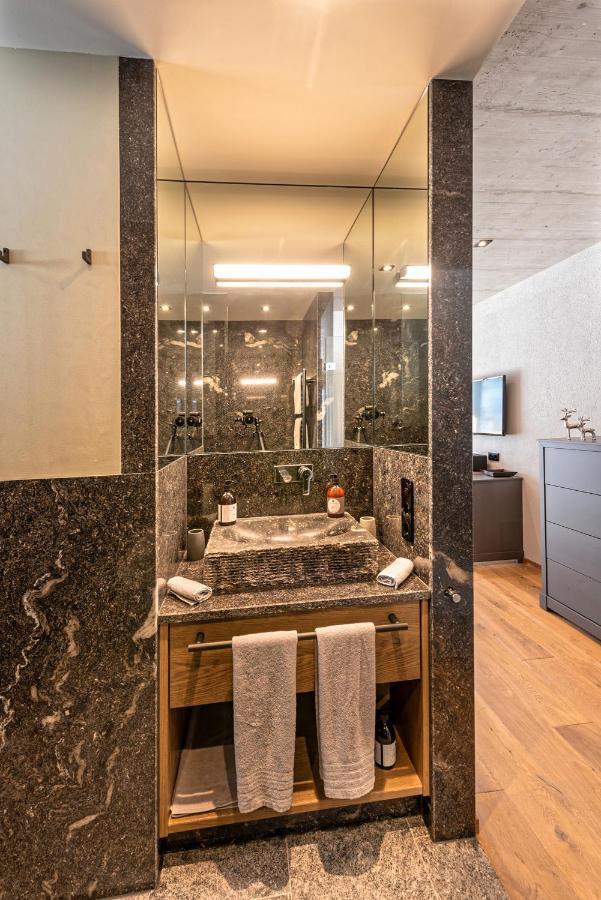 Skilodge Oberlech Екстериор снимка